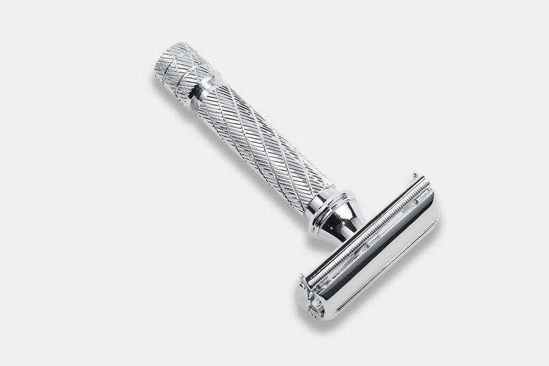 Noble_Otter_Soap_Razor_Parker_87R